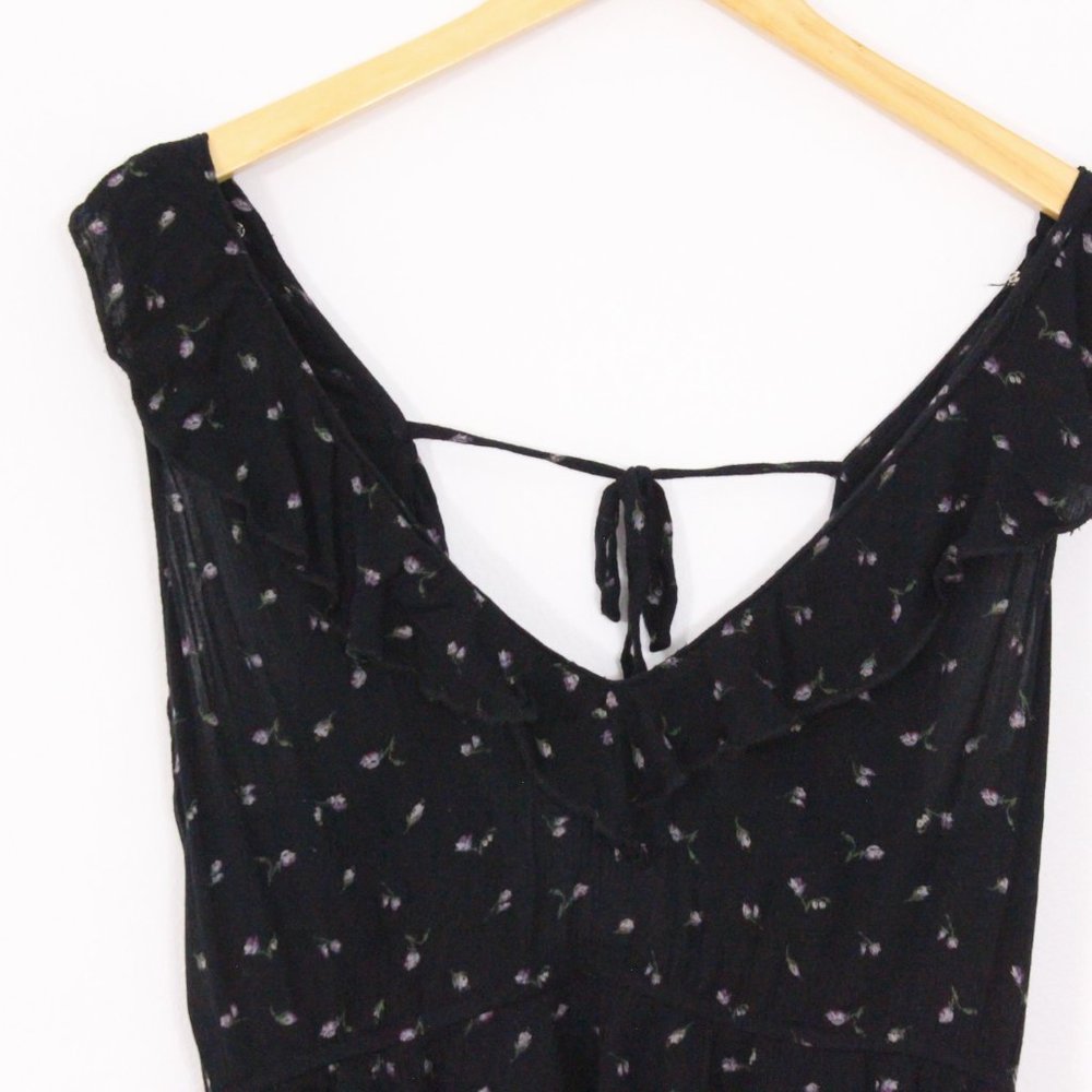 *American Eagle Outfitters V Neck Ruffle Black Tank - Picture 2 of 5